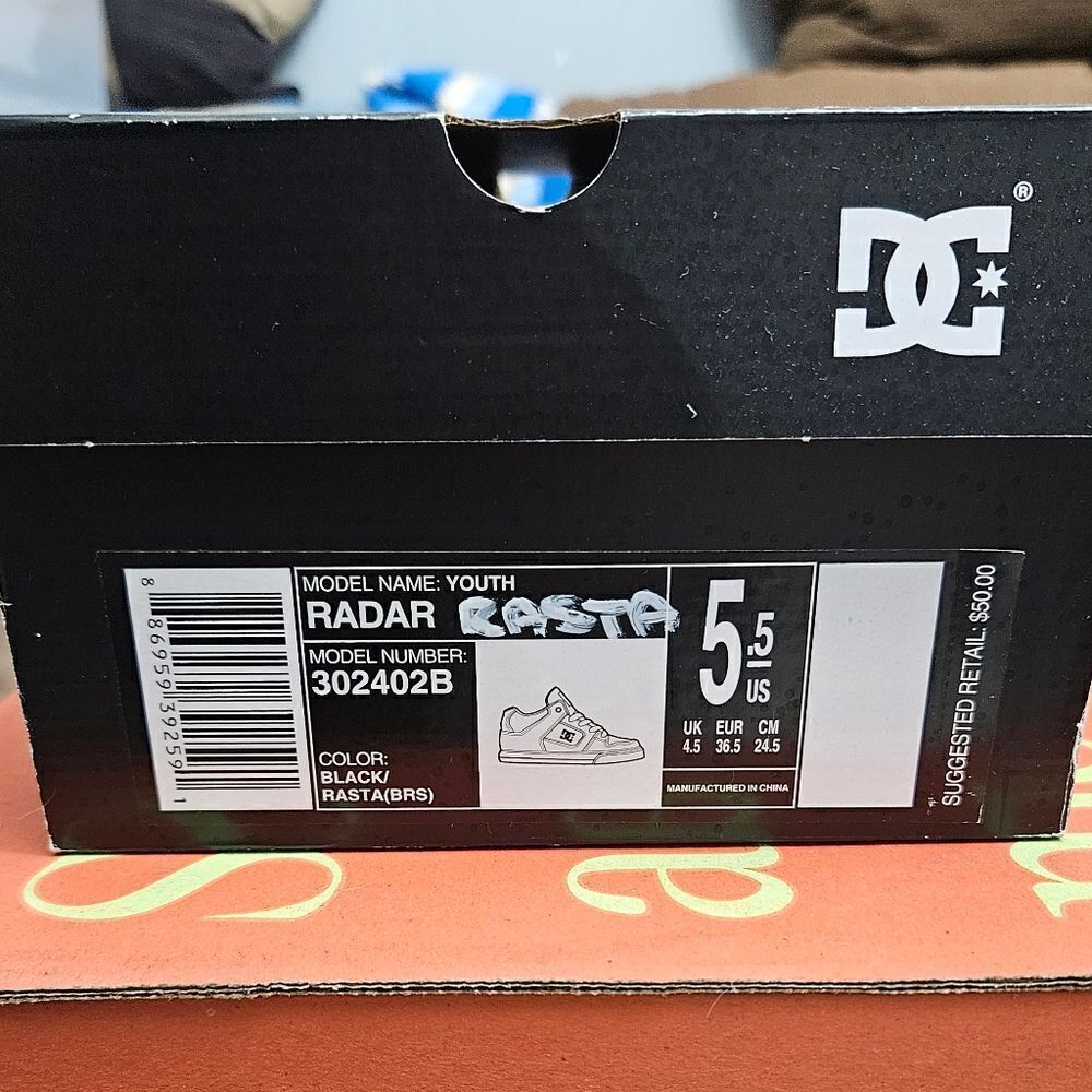 DC RADAR RASTA STITCH MID YOUTH 5.5 USA SNEAKER SKATE SHOE rare - Picture 5 of 12
